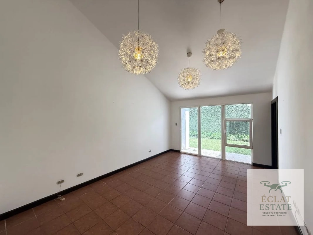 Casa en Renta Km 13.5 CAES | 1 Nivel | 406 m² de Construcción - 4