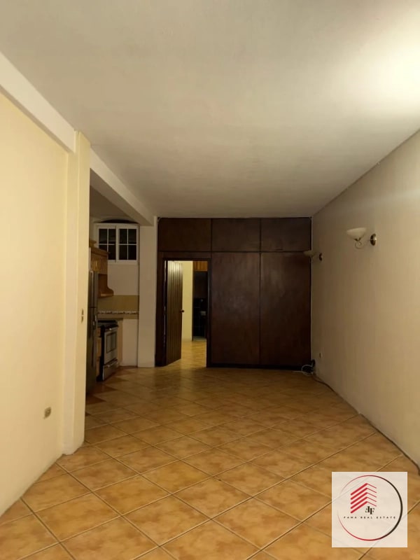 RENTA DE céntrico apartamento de una habitación en zona 10 a una cuadra de Oakland Mall diagonal 6 — Apartamento en Alquiler en Zona 10, Guatemala, Ciudad — foto 4 de 14