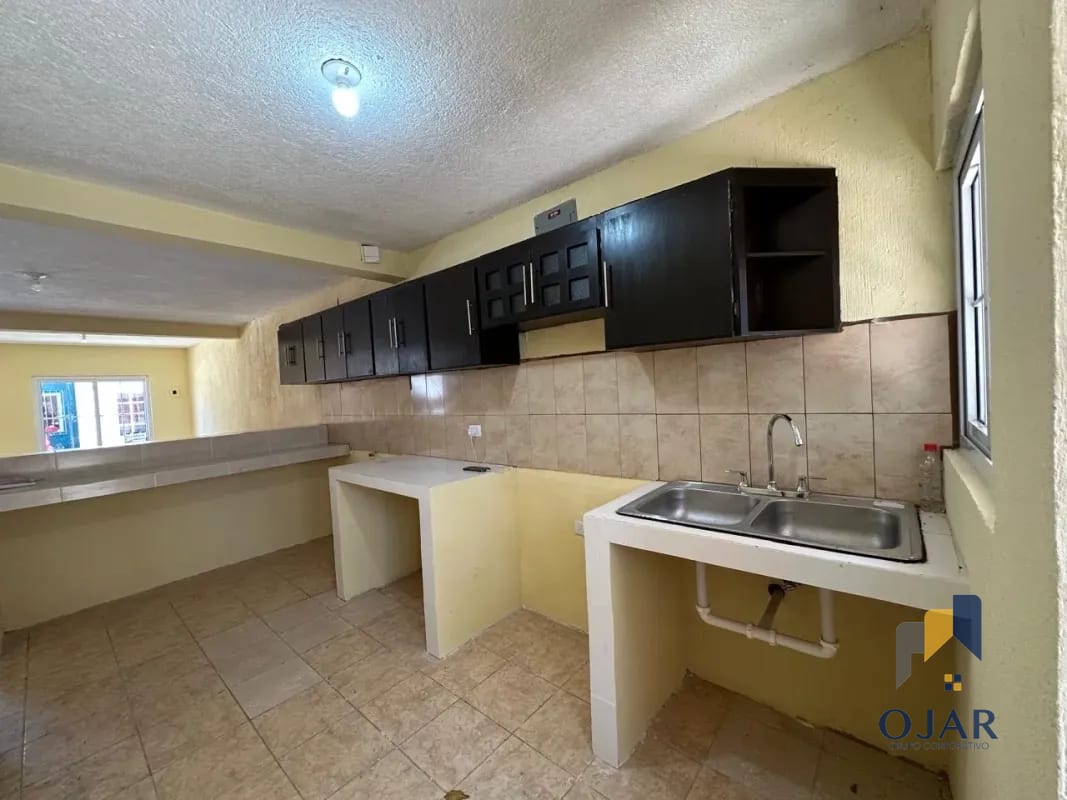 CASA EN VENTA EN FRAIJANES, DENTRO DE GARITA, KM 27 — Casa en Venta en Carretera a El Salvador, Guatemala, Ciudad — foto 8 de 12