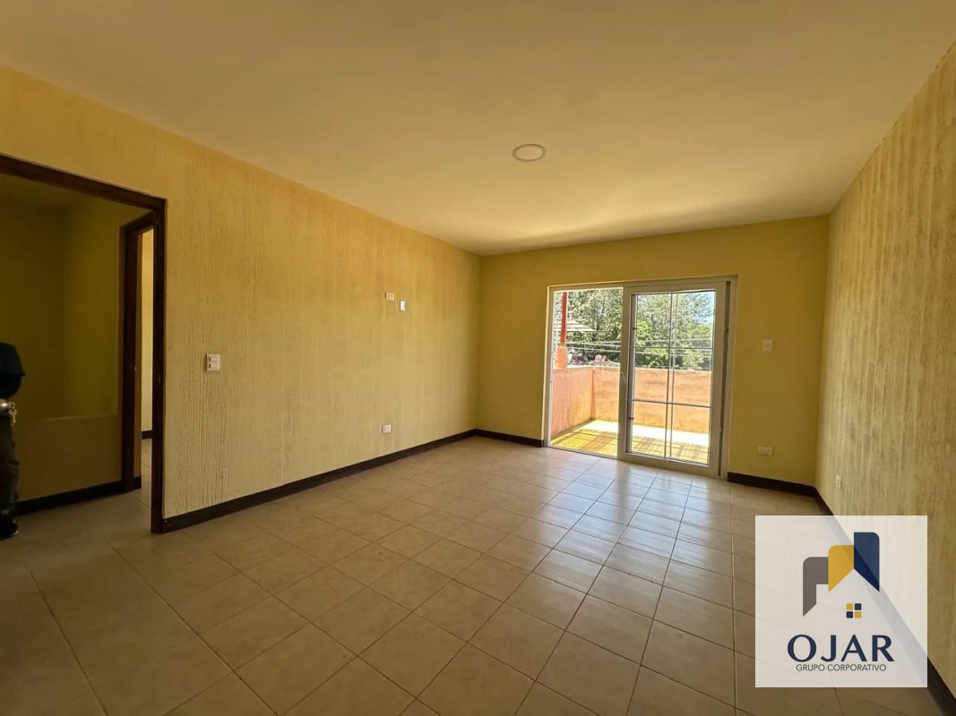 CASA EN VENTA EN FRAIJANES, DENTRO DE GARITA, KM 27 - 2