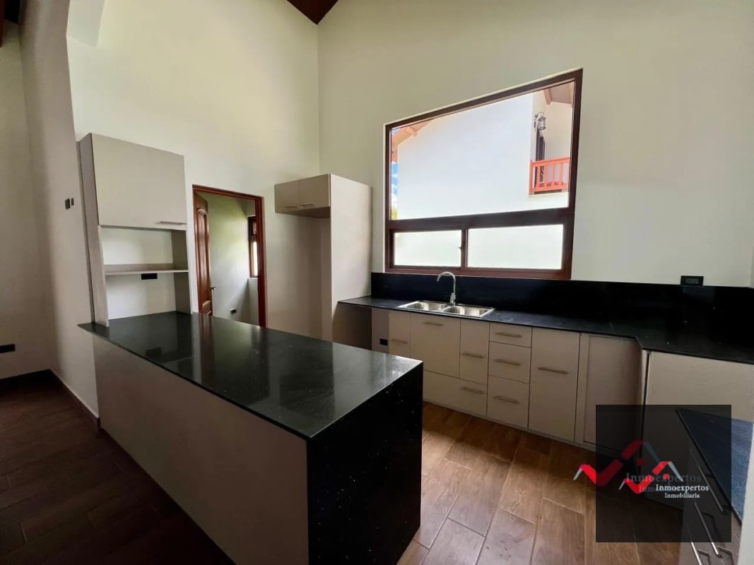 CASA EN RENTA EN ANTIGUA GUATEMALA, SAN PEDRO LAS HUERTAS - 12