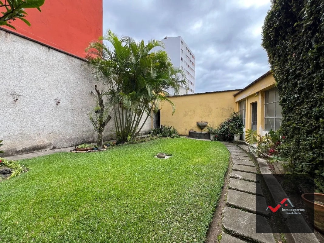 CASA EN VENTA ZONA 1 SOBRE 7MA AVENIDA - 7