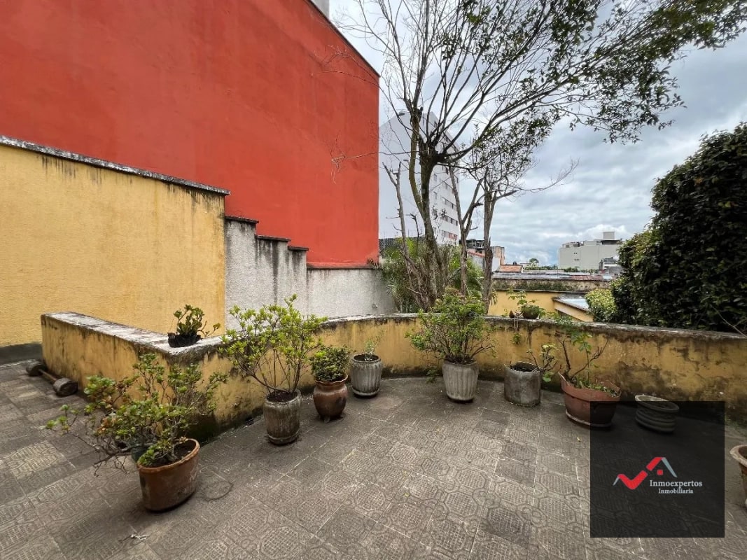 CASA EN VENTA ZONA 1 SOBRE 7MA AVENIDA - 4
