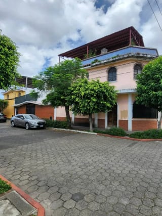 Propiedad Estratégica Z.5: Casa de 3 niveles en Sector en Crecimiento — Casa en Venta en Casa Asunción, Zona 5, Guatemala, Ciudad — miniatura 17 de 17