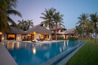 HERMOSA CASA VENTA y RENTA MONTERRICO — Casa vacacional en Venta en Iztapa, Escuintla — miniatura 11 de 13