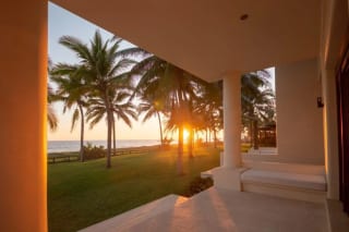 HERMOSA CASA VENTA y RENTA MONTERRICO — Casa vacacional en Venta en Iztapa, Escuintla — miniatura 4 de 13