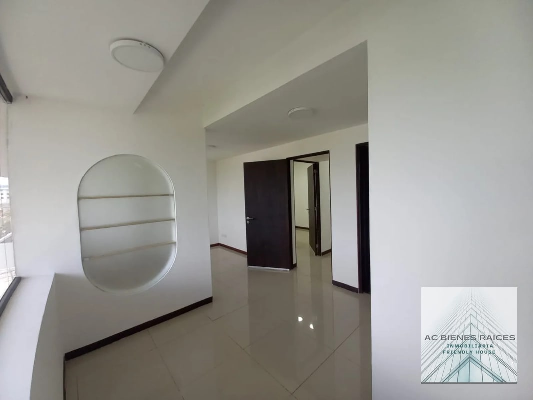 Venta Clínica médica en Salu Centro zona 9 - 7