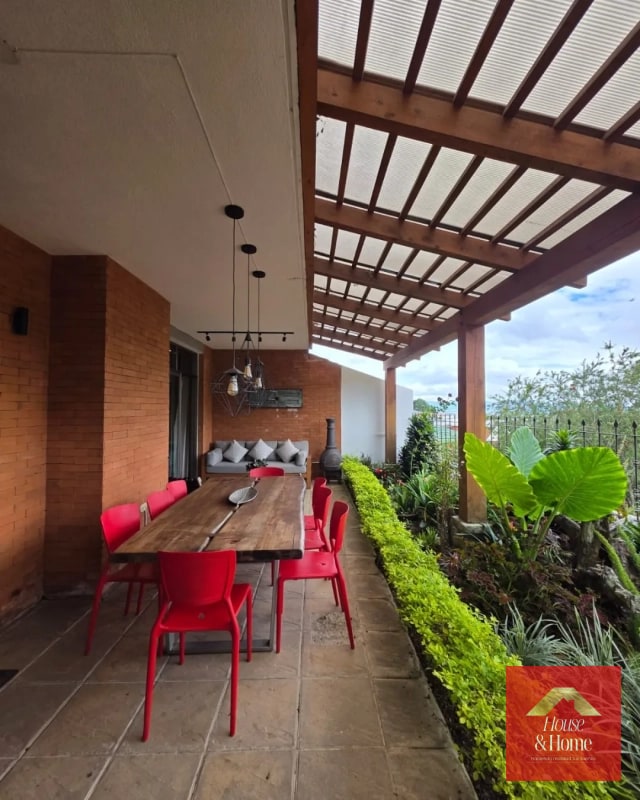 Casa en venta Montebello-km9.5 CAES/ 4 habitaciones - 4