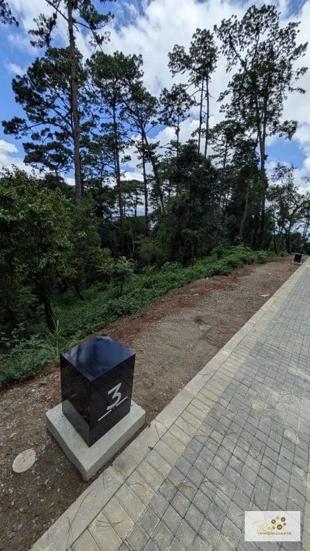 VENTA DE TERRENO PREMIUM LUCENTA DENTRO DE LEGADO DEL BOSQUE - 3