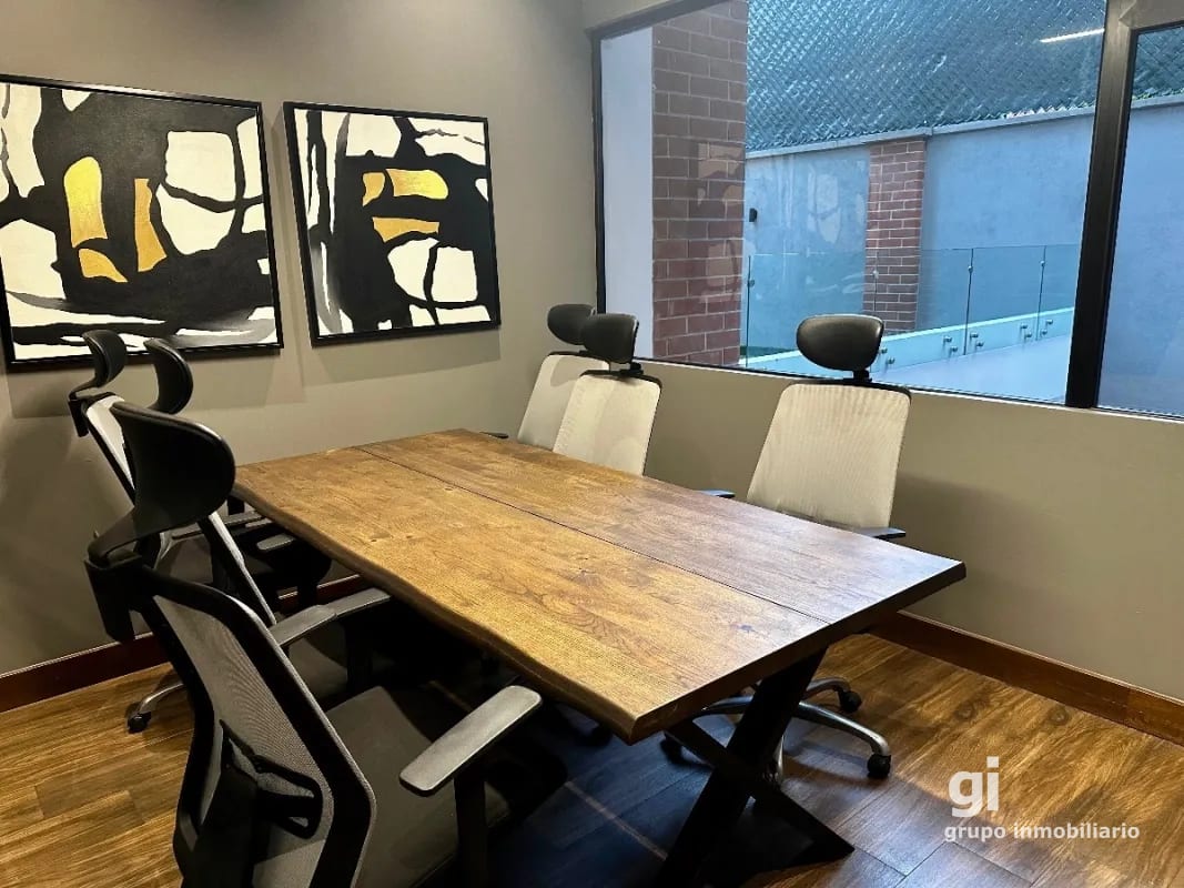 3 dormitorios, cuarto de servicio y sala familiar! — Apartamento en Venta en Zona 10, Guatemala, Ciudad — foto 4 de 14