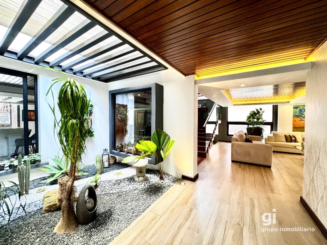 Casa exclusiva en alquiler en zona 10 – Ideal para embajada, family office u oficina privada de alto nivel - 15