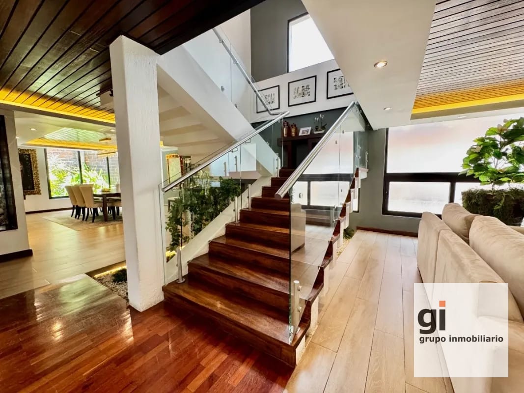 Casa exclusiva en alquiler en zona 10 – Ideal para embajada, family office u oficina privada de alto nivel — Casa en Alquiler en Zona 10, Guatemala, Ciudad — foto 9 de 16