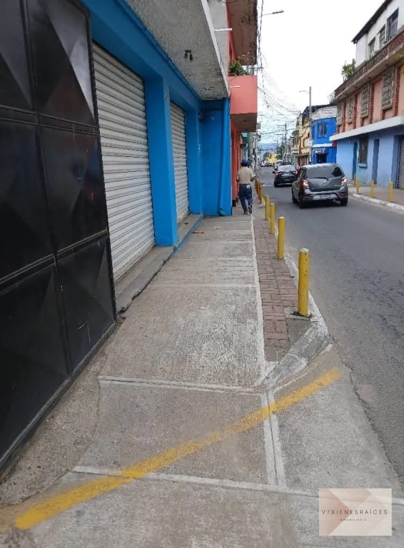 RENTO AMPLIO LOCAL-OFICINA EN EL CENTRO HISTÓRICO DE VILLA NUEVA - 2