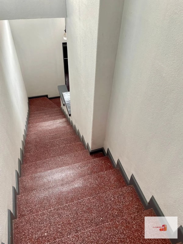 Oficina en Calle Montufar y Plazuela España zona 9 - 3
