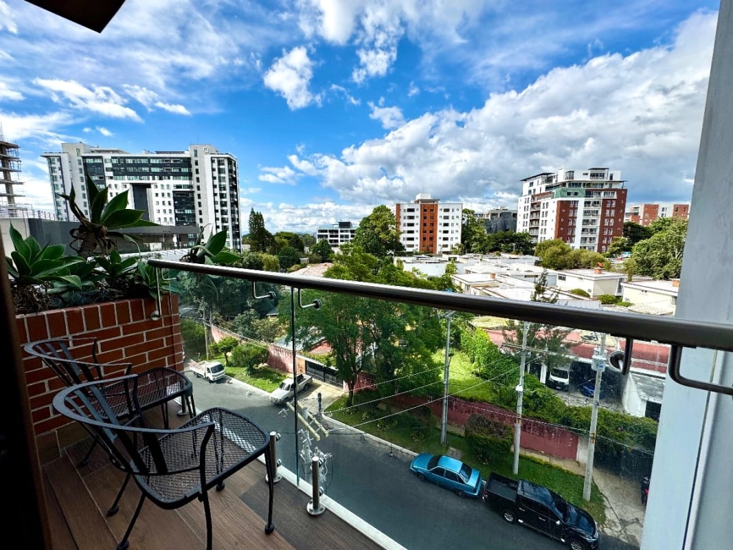 Apartamento en alquiler en exclusivo y boutique edificio z15 — Apartamento en Alquiler en Zona 15, Guatemala, Ciudad — foto 10 de 11