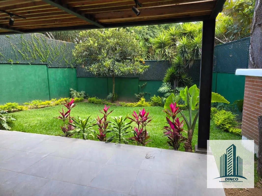 Vendo Casa en VHII Zona 15 - 5