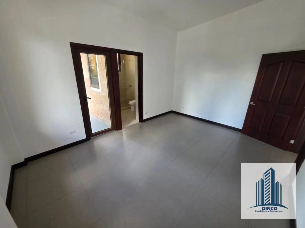 Vendo Casa en VHII Zona 15 - 3