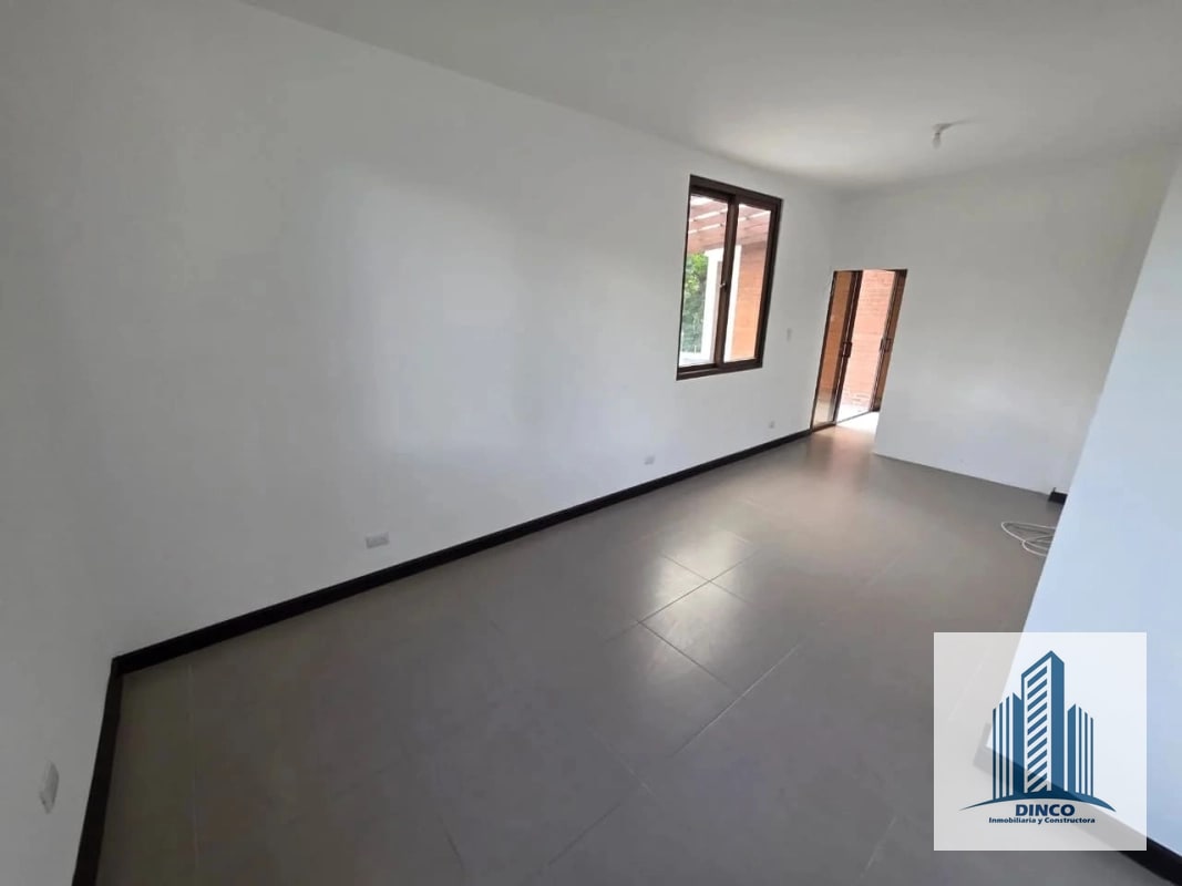 Vendo Casa en VHII Zona 15 - 2