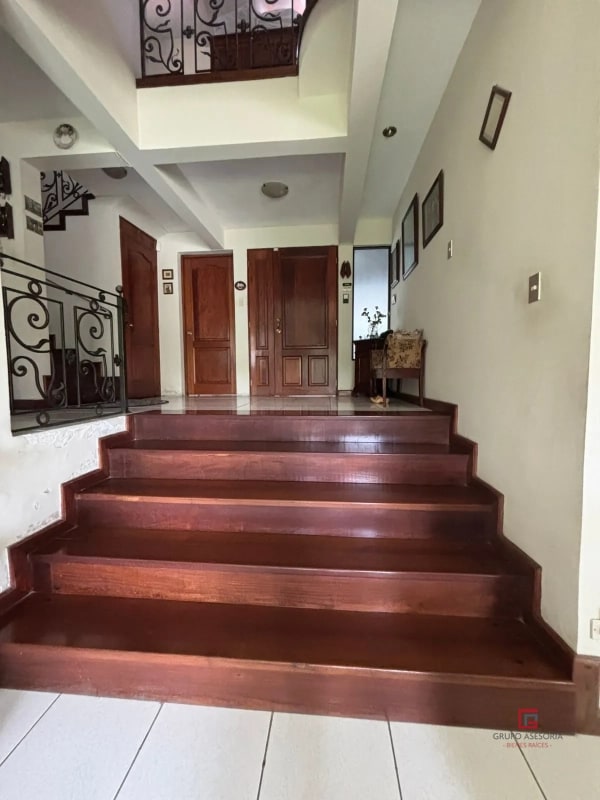 Hermosa casa en venta en Residencial La Suiza KM 16 CAES - 3
