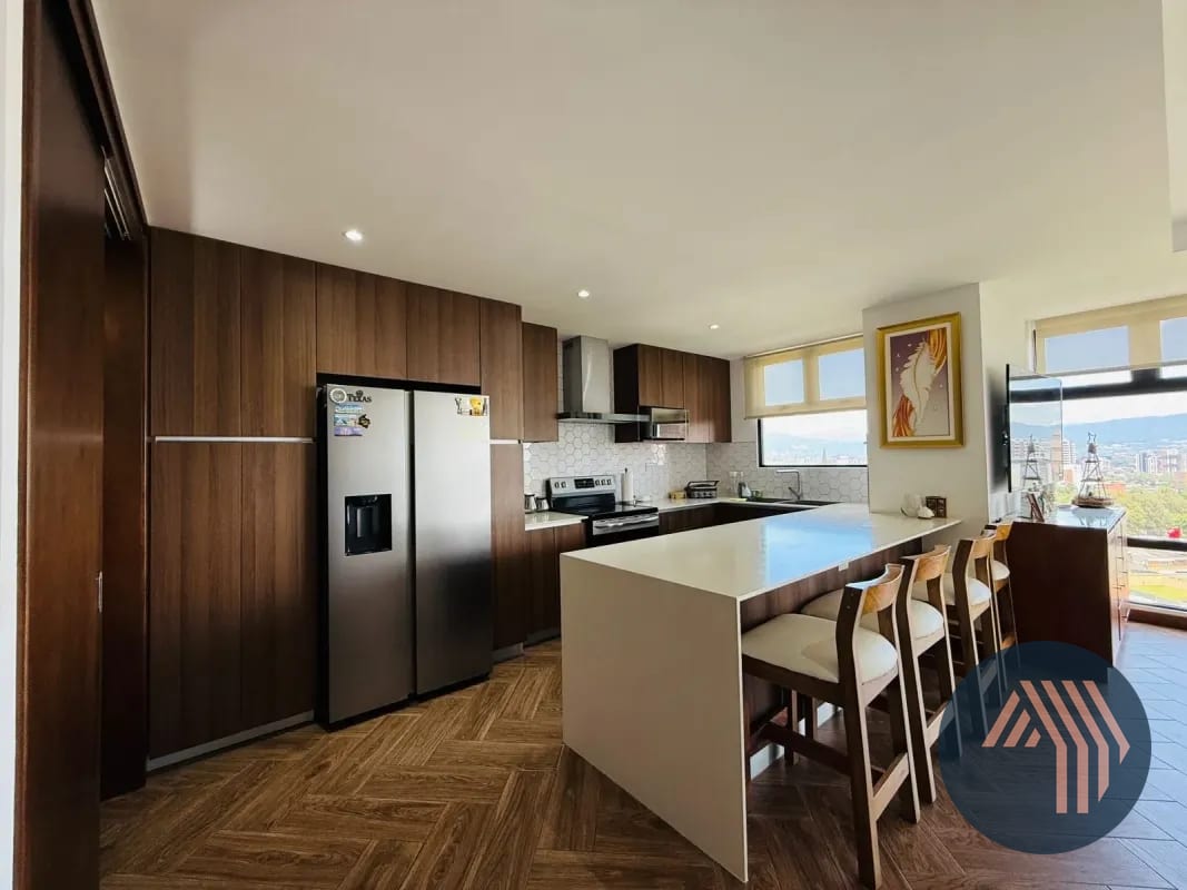 VENTA DE HERMOSO APARTAMENTO - IKARIA, VH1 ZONA 15 — Apartamento en Venta en Ikaria, Zona 15, Guatemala, Ciudad — foto 2 de 16