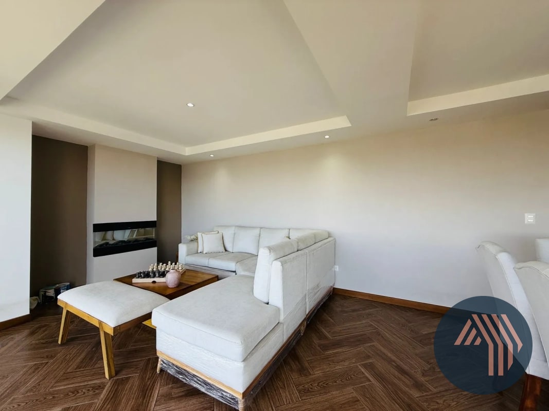 VENTA DE HERMOSO APARTAMENTO - IKARIA, VH1 ZONA 15 - 4