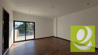 ESCTRENA CASA EN VENTA EN LAS 3 CEIBAS DE SAN CRISTOBAL ZONA 8 MIXCO — Casa en Venta en Zona 8 Mixco, Guatemala, Ciudad — miniatura 9 de 15