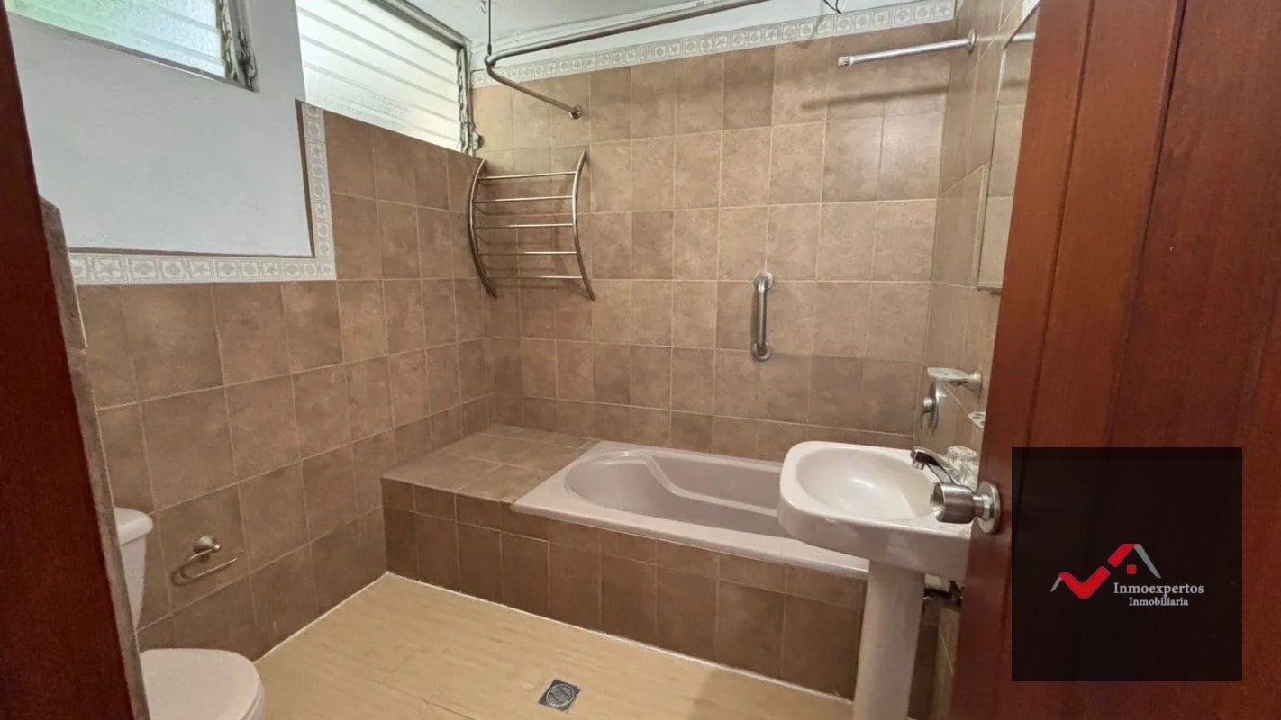 Casa en Venta El Prado, Zona 10 - 2