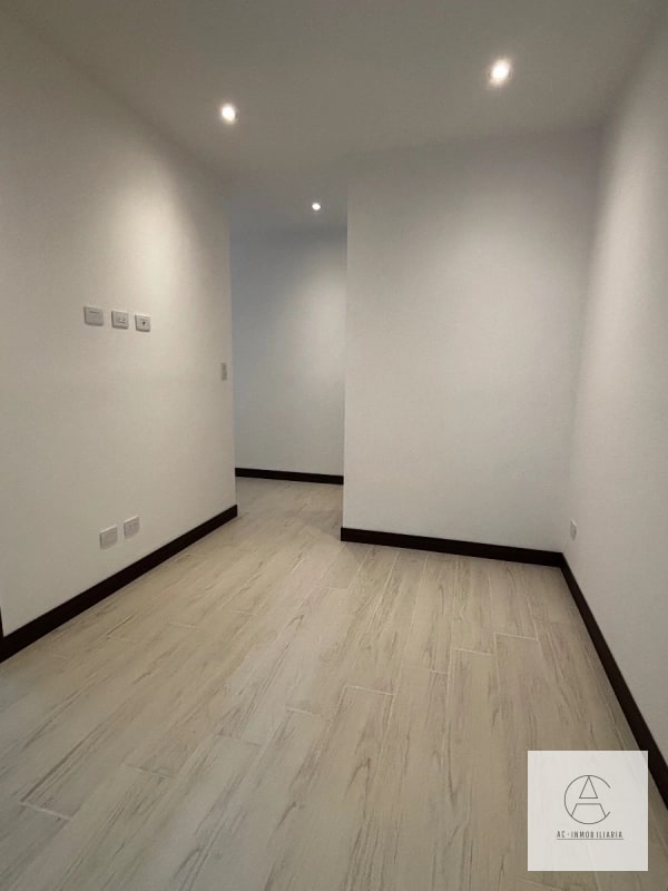 Apartamento en venta en Spazio, zona 15 - 6