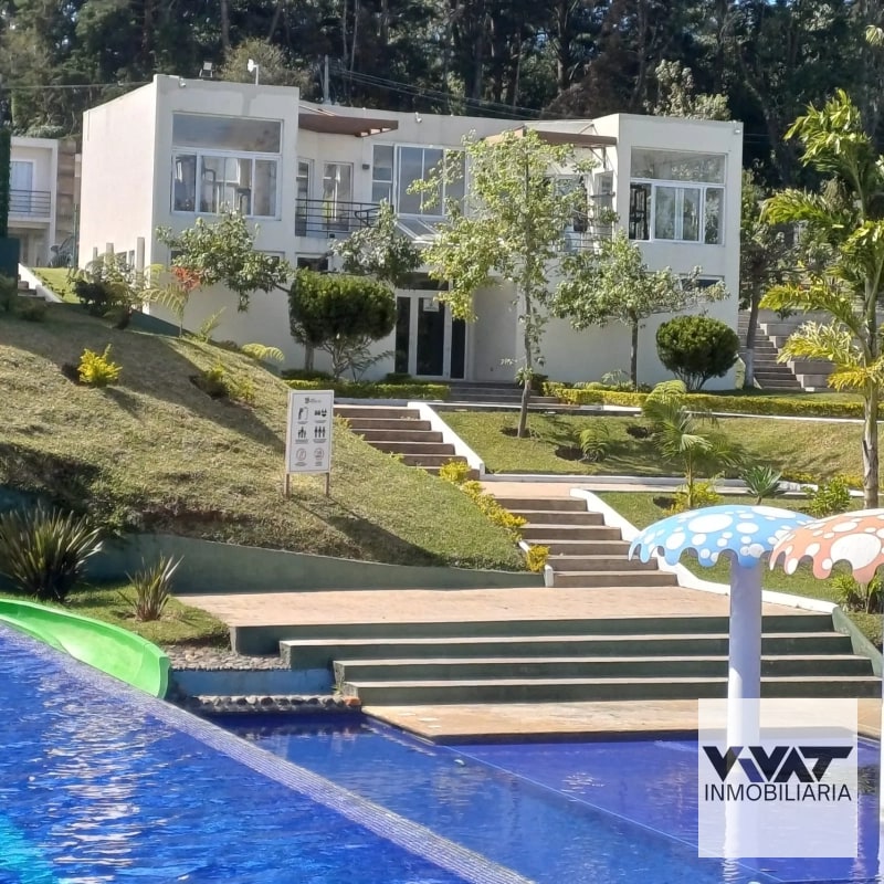 Linda casa en venta en Condominio La Reserva  Km 26.5 carretera a el Salvador Villa Canales 📍 - 17
