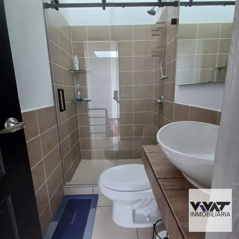 Linda casa en venta en Condominio La Reserva  Km 26.5 carretera a el Salvador Villa Canales 📍 — Casa en Venta en Carretera a El Salvador, Guatemala, Ciudad — foto 16 de 17