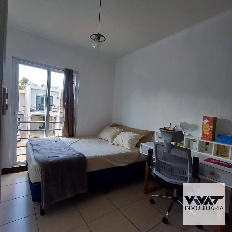 Linda casa en venta en Condominio La Reserva Km 26.5 carretera a el Salvador Villa Canales 📍 - 9