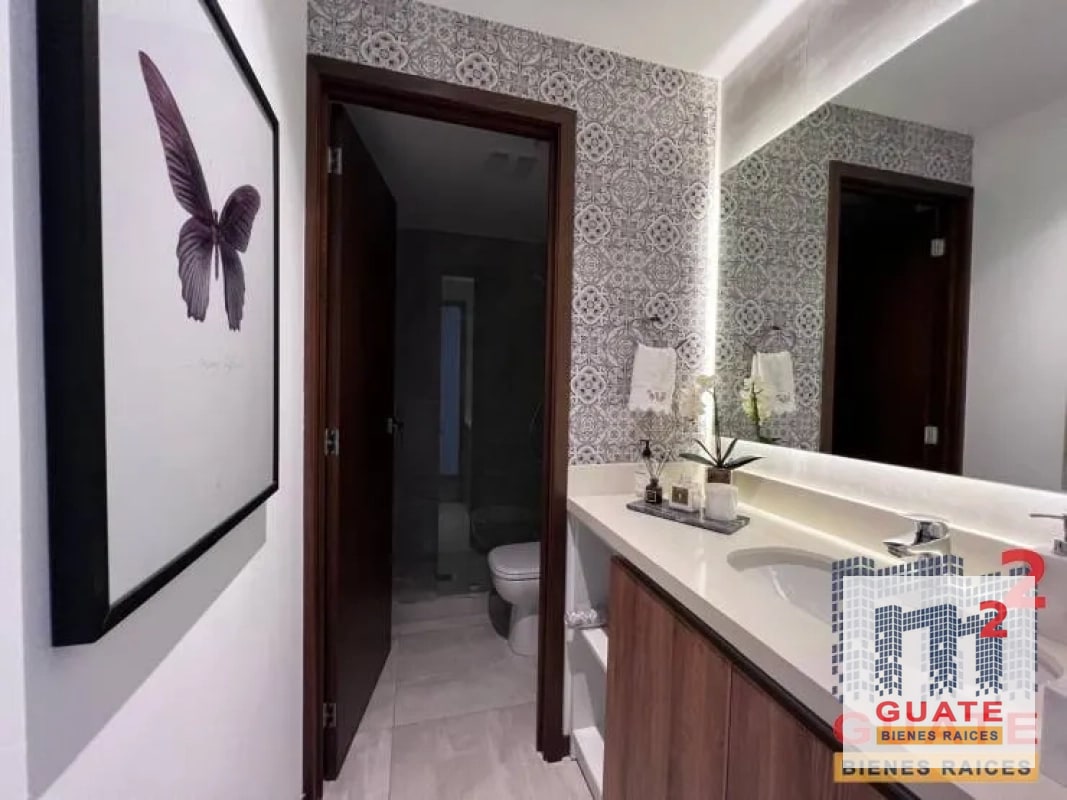Apartamento en Venta, Zona 10 - 9