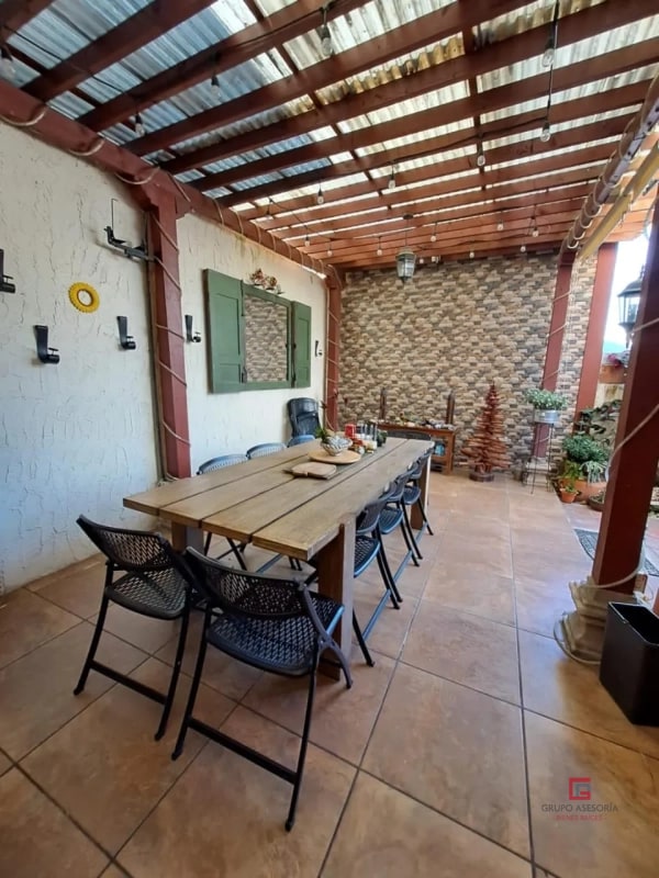 Linda casa en venta en Resideciales Roosevelt zona 7 de Mixco - 2