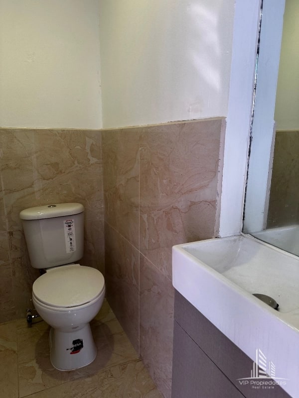 Zona 15, Vista Hermosa II, local en renta - venta - 1