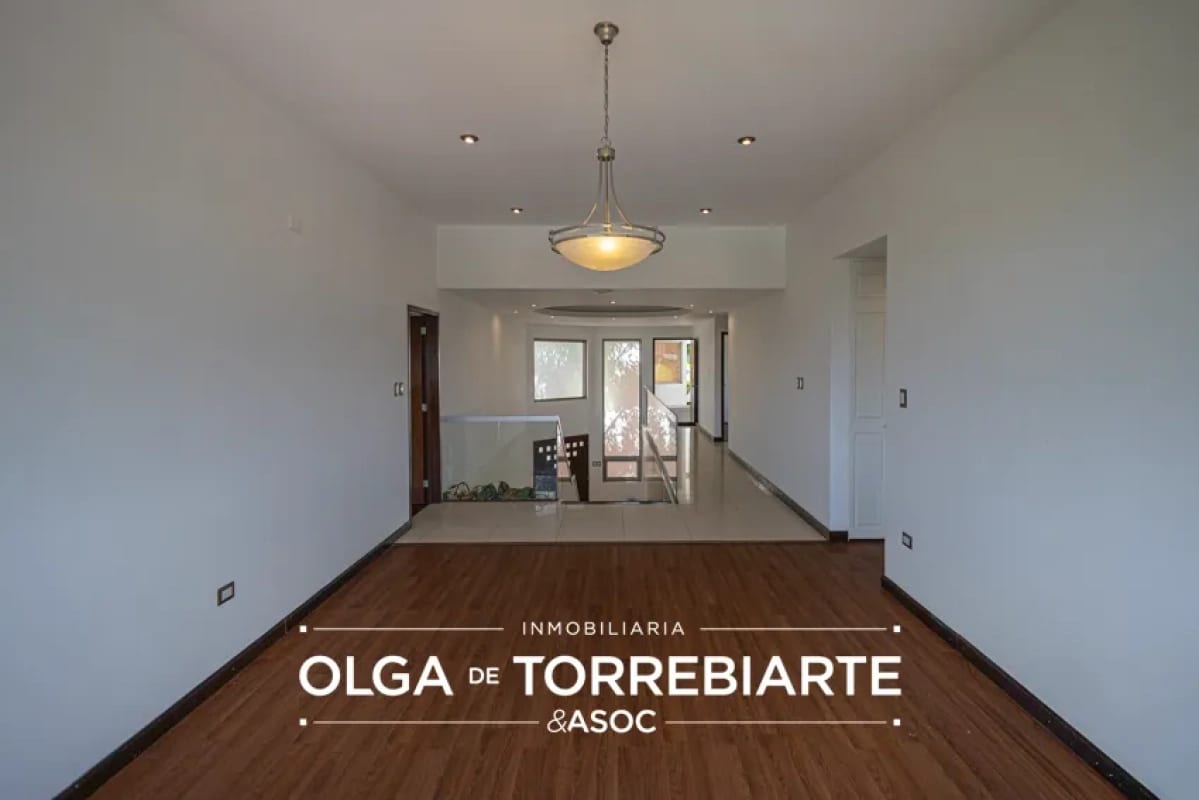 Casa en La Foresta — Casa en Venta en Carretera a El Salvador, Guatemala, Ciudad — foto 2 de 17