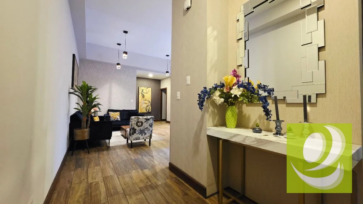 VENDO APARTAMENTO EN SALVATTORE ZONA 10 - 1