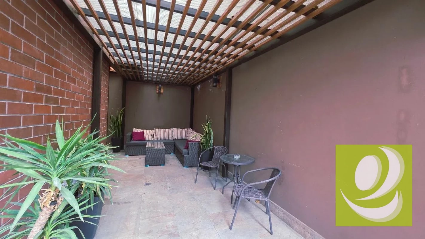 VENDO APARTAMENTO EN SALVATTORE ZONA 10 - 12