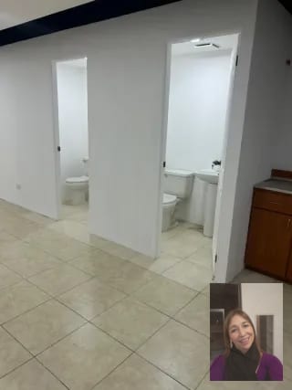 Oficinas/Clinicas Géminis 10, Recién remodeladas — Oficina en Alquiler en Géminis 10, Zona 10, Guatemala, Ciudad — miniatura 10 de 11
