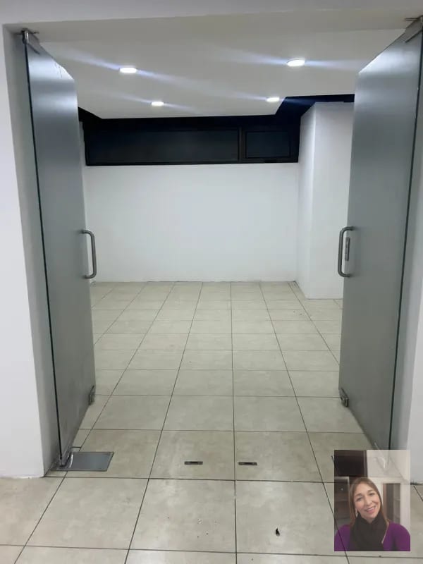 Oficinas/Clinicas Géminis 10, Recién remodeladas — Oficina en Alquiler en Géminis 10, Zona 10, Guatemala, Ciudad — foto 2 de 11