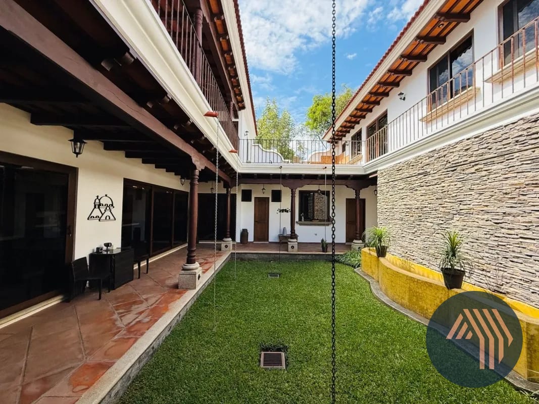 Venta de Hermosa Casa con Acabados de Lujo - Bella Vista, Antigua — Casa vacacional en Venta en Jocotenango, Sacatepéquez — foto 8 de 16