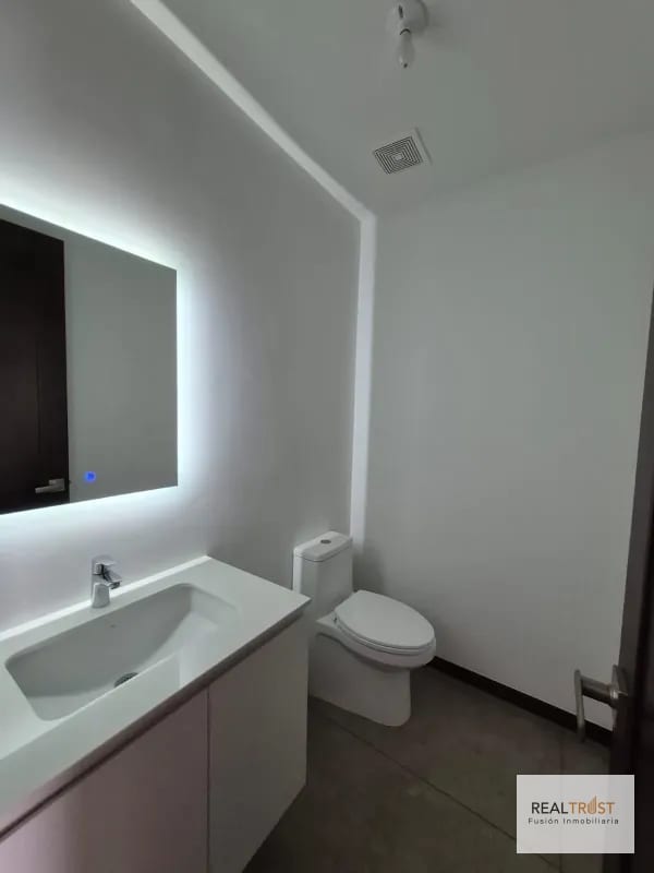 EN RENTA PRECIOSO APARTAMENTO CON TERRAZA, SAN LÁZARO ZONA 15 — Apartamento en Alquiler en San Lázaro, Zona 15, Guatemala, Ciudad — foto 7 de 12