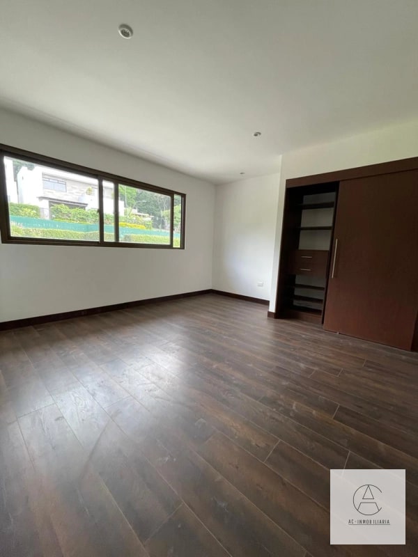 Linda casa con Jardín en venta - 17