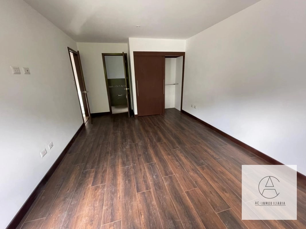 Linda casa con Jardín en venta - 15