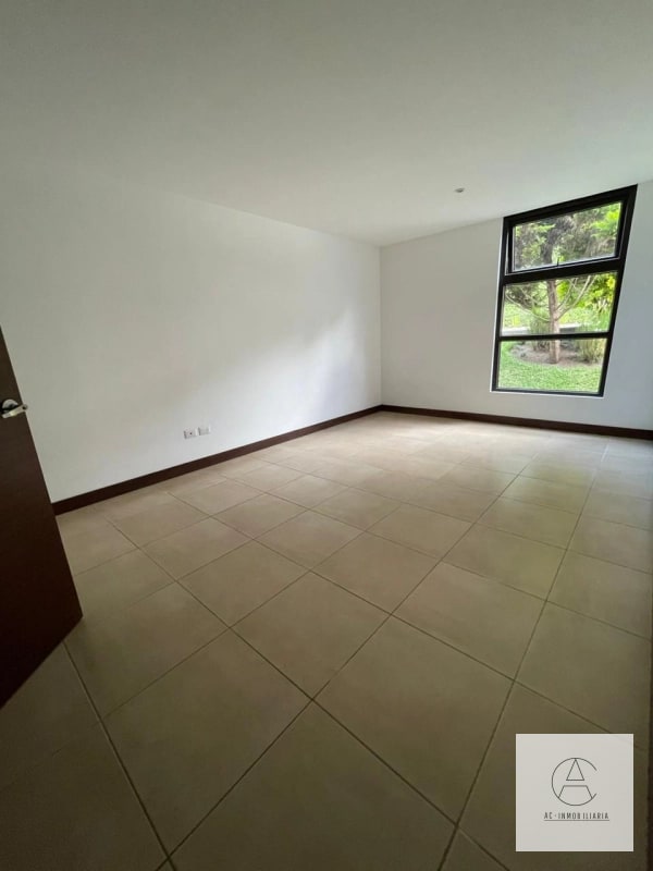 Linda casa con Jardín en venta - 12