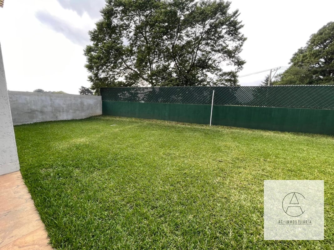 Linda casa con Jardín en venta - 6