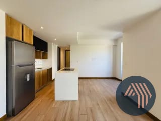Alquiler de Céntrico Apartamento - Aoki, Zona 14 — Apartamento en Alquiler en AOKI, Zona 14, Guatemala, Ciudad — miniatura 1 de 17