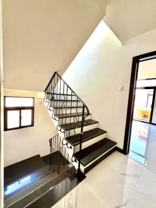 Zona 7 de Mixco • Casa en venta • Condominio Quinta Los Encinos — Casa en Venta en Quinta Los Encinos, Zona 7 Mixco, Guatemala, Ciudad — miniatura 6 de 14