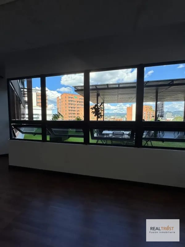 Oficina en renta Edificio Séptimo, zona 4 — Oficina en Alquiler en Séptimo, Zona 4, Guatemala, Ciudad — foto 4 de 7