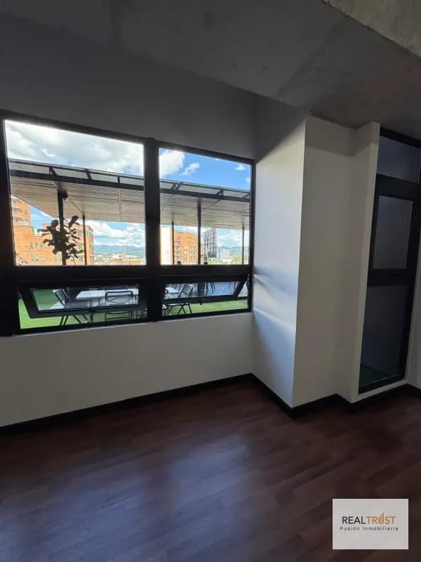 Oficina en renta Edificio Séptimo, zona 4 — Oficina en Alquiler en Séptimo, Zona 4, Guatemala, Ciudad — foto 3 de 7