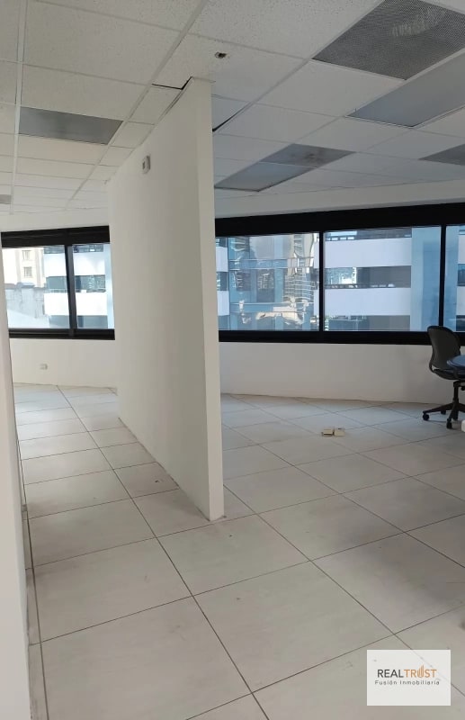 OFICINAS EN ALQUILER EN EL CORAZÓN DE ZONA 10 - 6